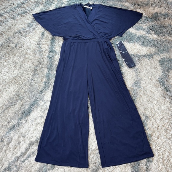 Beautiful by Lawrence Zarian Pants - BEAUTIFUL by Lawrence Zarian The Garcelle Regular Belted Jumpsuit ~ Navy